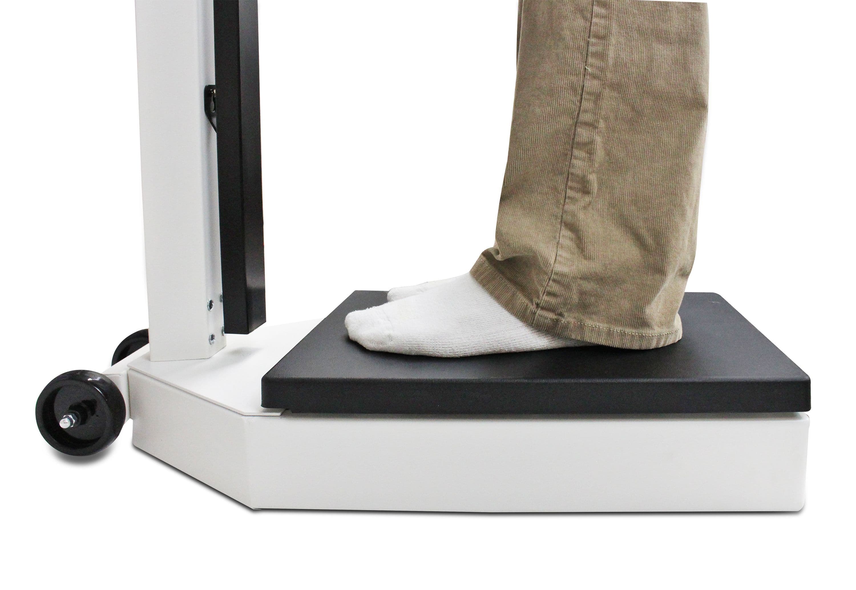 438-Feet_On_Scale.jpg
